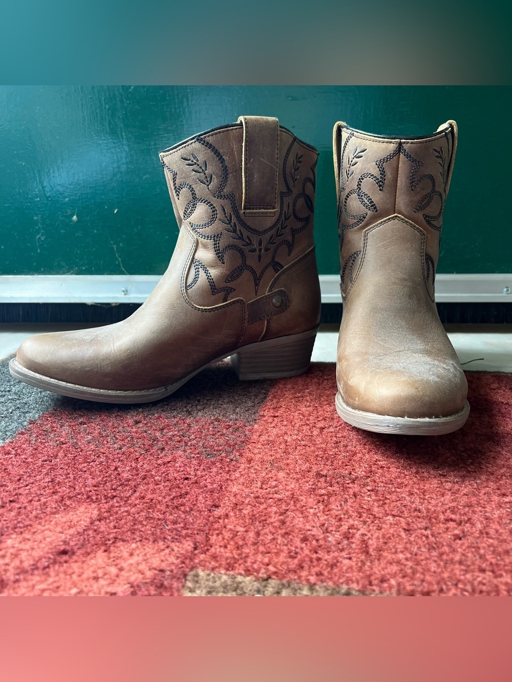 Sterling River Leather Boot - Tan Interior size 7.5